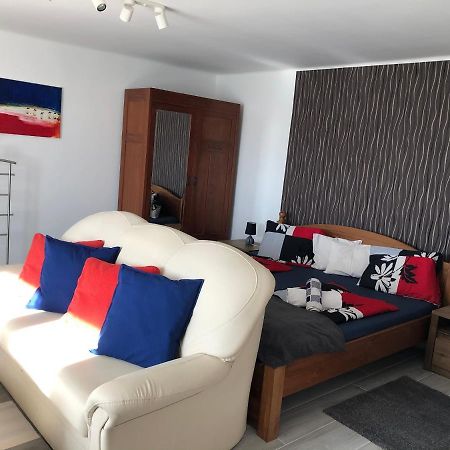 Leander Apartman บาลาโตนาคาลิ ภายนอก รูปภาพ